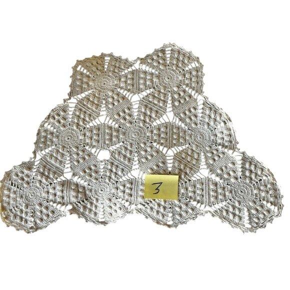 Crocheted Antimacassar Lot Of 3 White Popcorn Doilies Handmade MCM Granny Core - Picture 8 of 16
